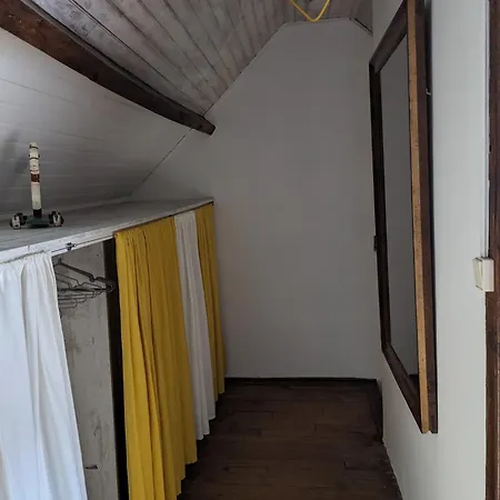 La Maison Du Bas Hébergement de vacances Crasville (Manche)