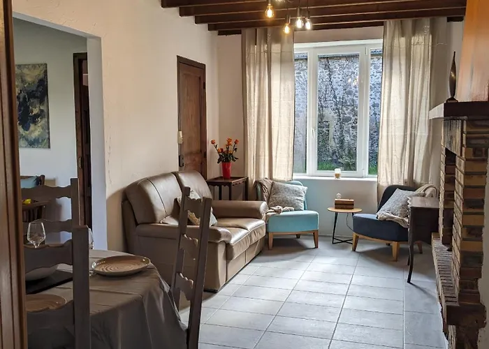 La Maison Du Bas بيت للعطل *